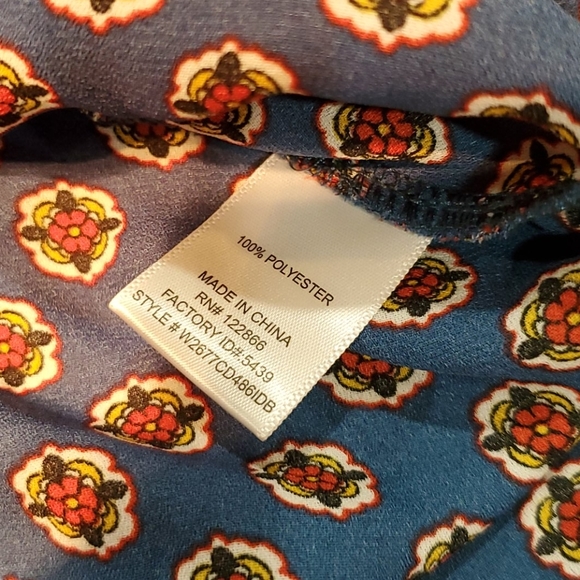 Chenault Blue Green Red Geometric Print Tie Front Draped Blouse New With Tags - Picture 6 of 6